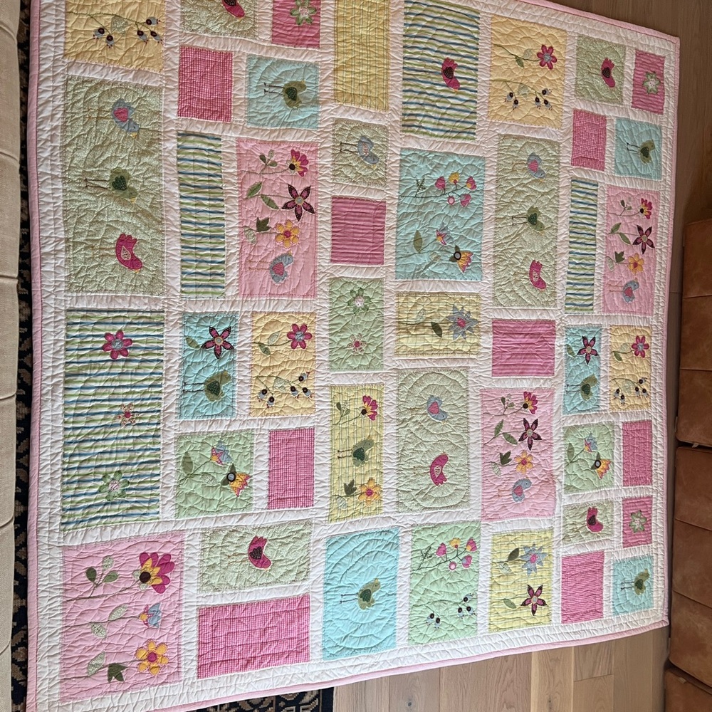 Pottery Barn vintage Kids embroidered Patchwork Quilt daisy garden birds floral - Picture 4 of 11